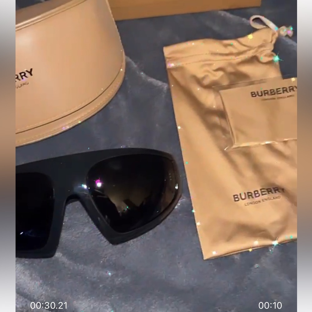 Burberry Black Sunglasses with Cream Case and Pouch